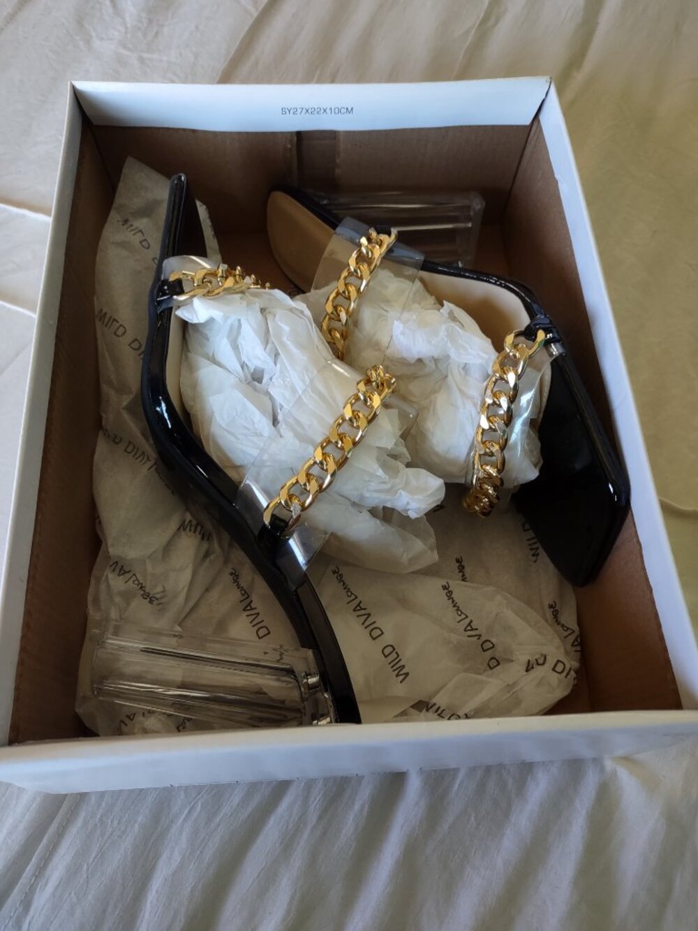 Wild Diva Chunky Clear High Heels - Picture 3 of 7